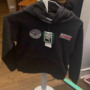 Puma kids girls pull over NWT SIZE 7